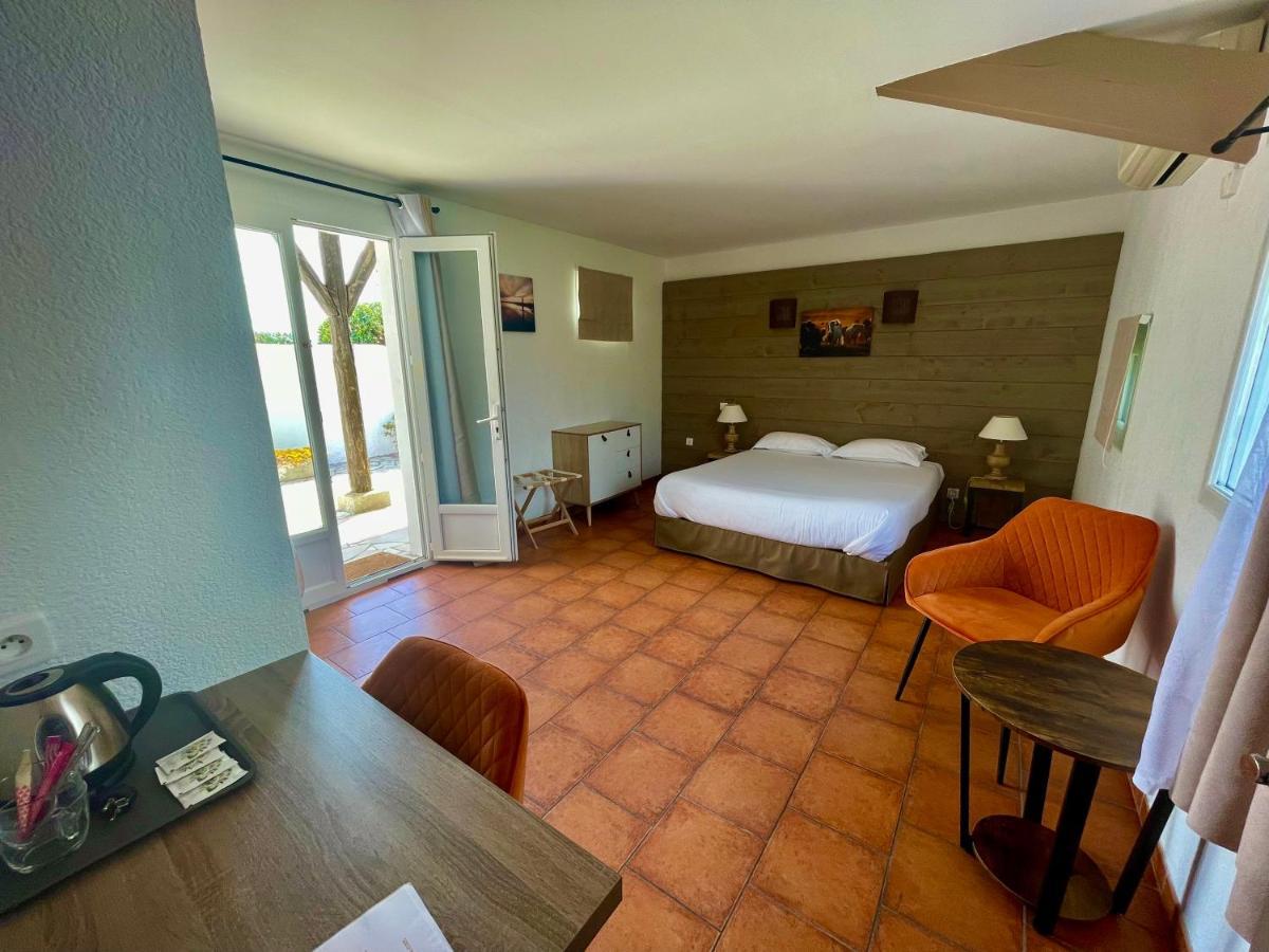 Mas Des Salicornes Hotel Saintes-Maries-de-la-Mer Luaran gambar