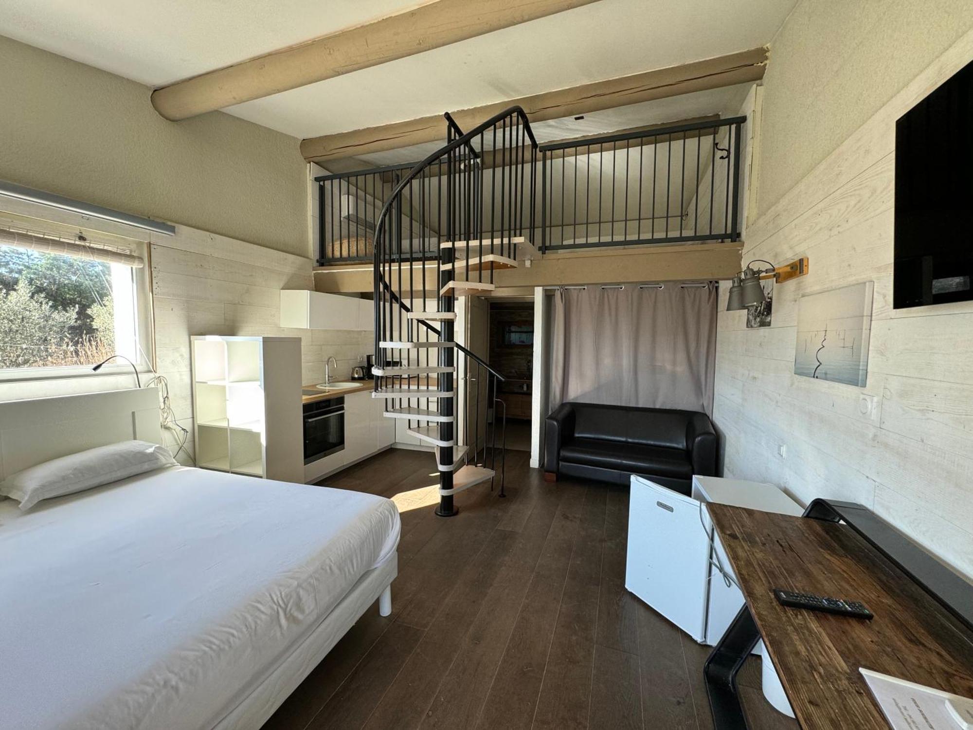 Mas Des Salicornes Hotel Saintes-Maries-de-la-Mer Luaran gambar