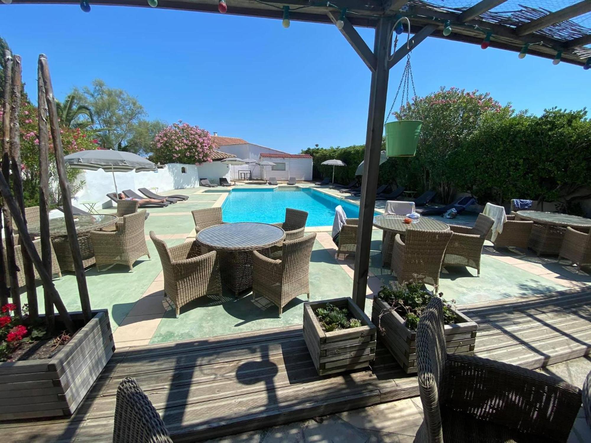 Mas Des Salicornes Hotel Saintes-Maries-de-la-Mer Luaran gambar