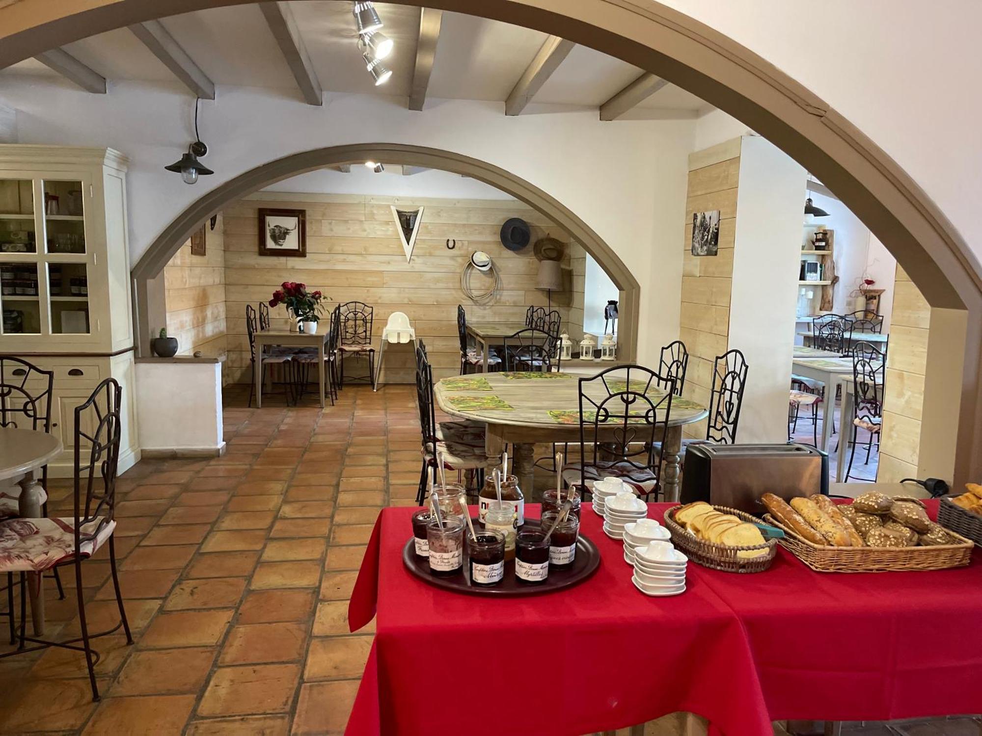 Mas Des Salicornes Hotel Saintes-Maries-de-la-Mer Luaran gambar