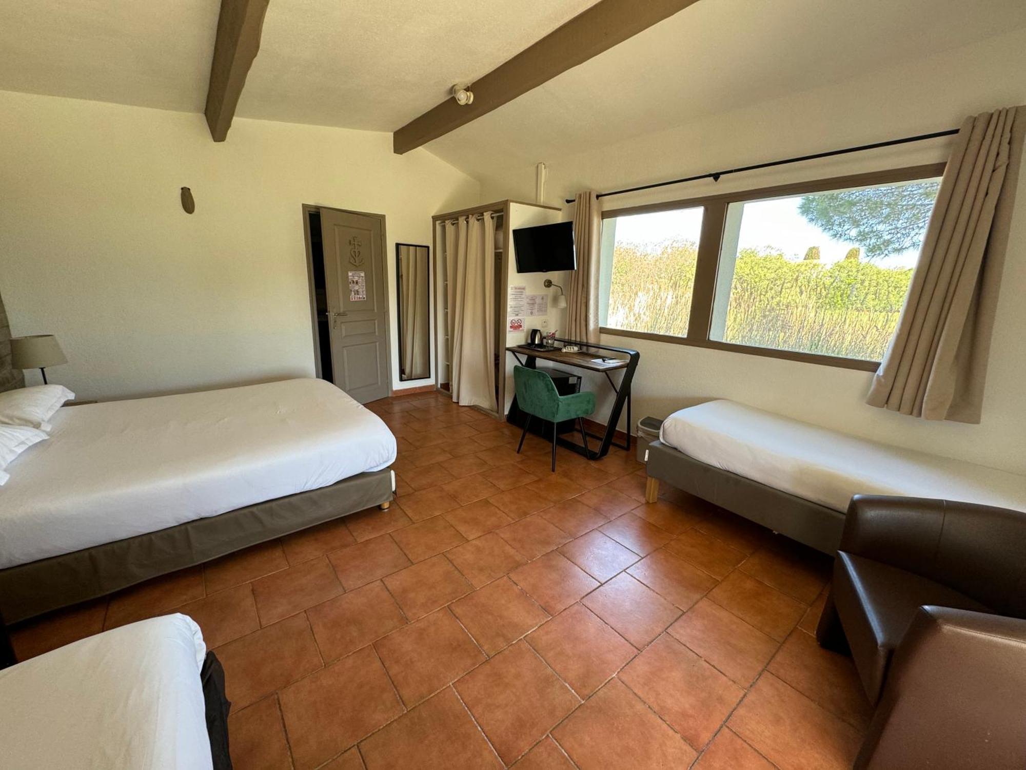 Mas Des Salicornes Hotel Saintes-Maries-de-la-Mer Luaran gambar